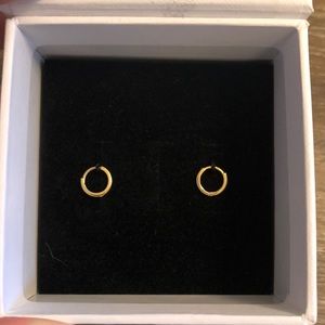 Small gold Mejuri hoops
